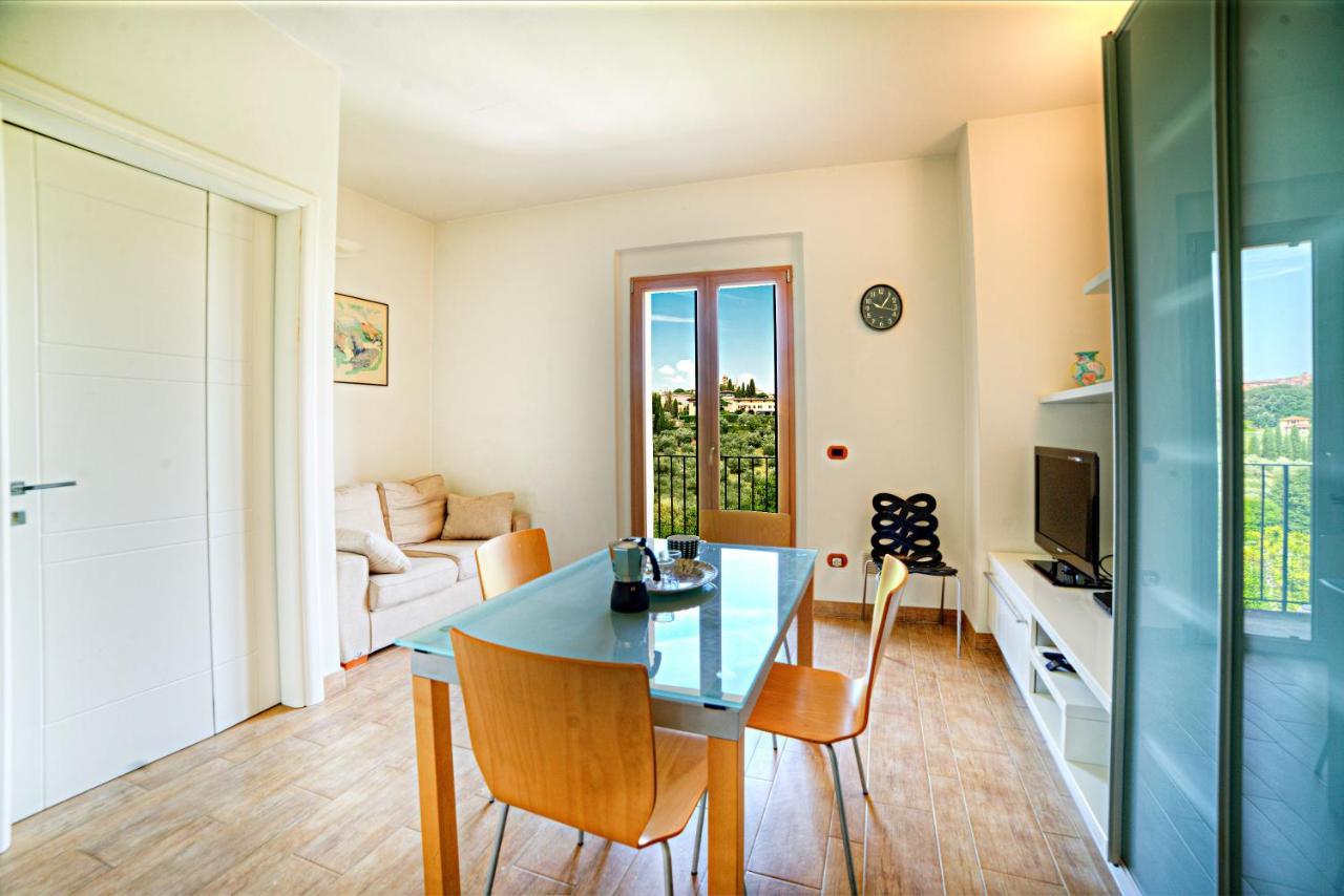 Certosa House Apartment เซียนา ภายนอก รูปภาพ