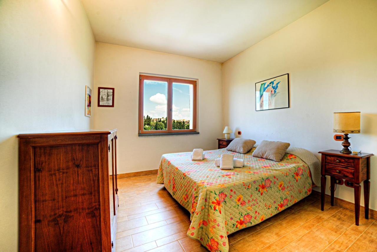 Certosa House Apartment เซียนา ภายนอก รูปภาพ